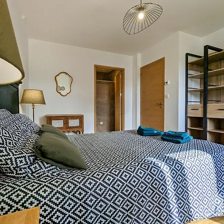 Holiday home Renove Avec Charme, Cour Privee, Proche Puy-en-velay Et Tresors De La Haute-loire - Fr-1-582-473 Le Monteil (Haute-Loire)