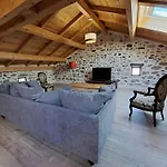 Renove Avec Charme, Cour Privee, Proche Puy-en-velay Et Tresors De La Haute-loire - Fr-1-582-473 *