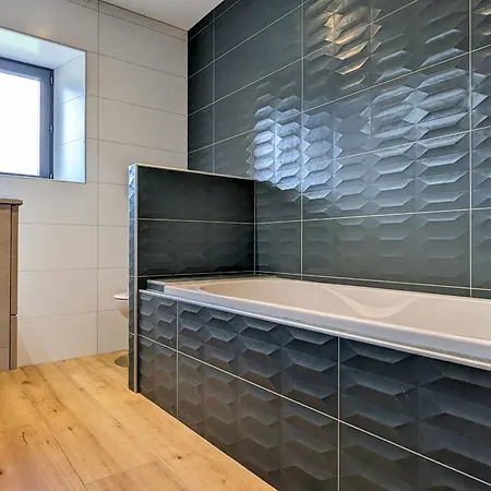 Renove Avec Charme, Cour Privee, Proche Puy-en-velay Et Tresors De La Haute-loire - Fr-1-582-473